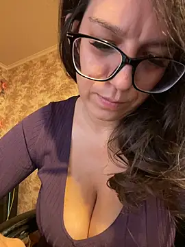 NadiraNoor live cam preview