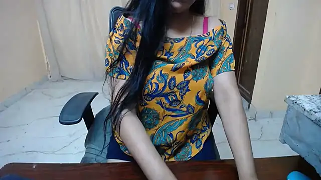 NAUGHTY_Niya live cam preview