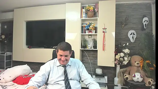 SpartacusDaddy48 live cam preview