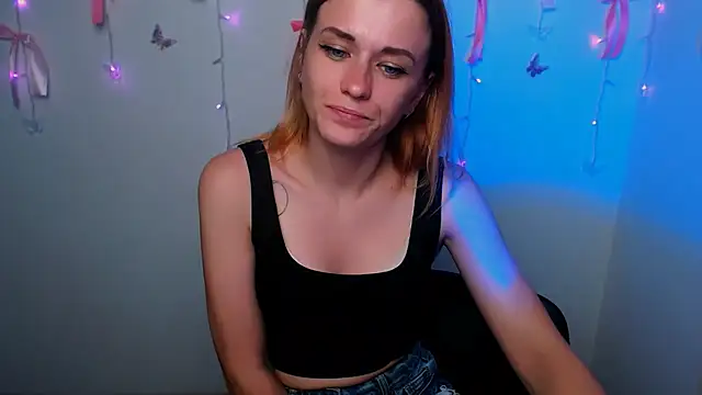 PeppyMia live cam preview