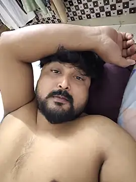 Roy8783 live cam preview