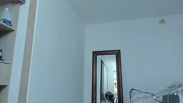 KingLevi01 live cam preview