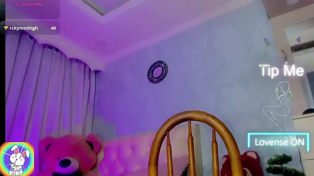 Julia_Bulette1 live cam preview