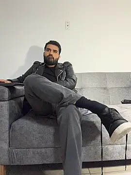 LucaLaurent live cam preview