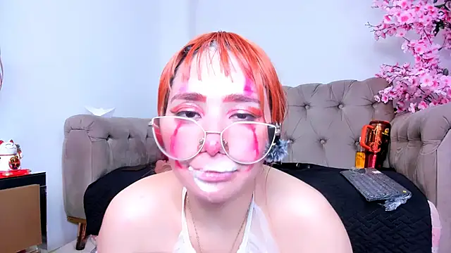Manelykswift live cam preview