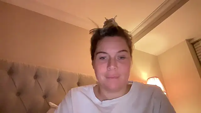 erincheshire live cam preview