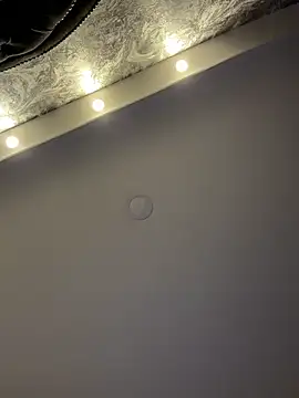 DilanMiller_ live cam preview