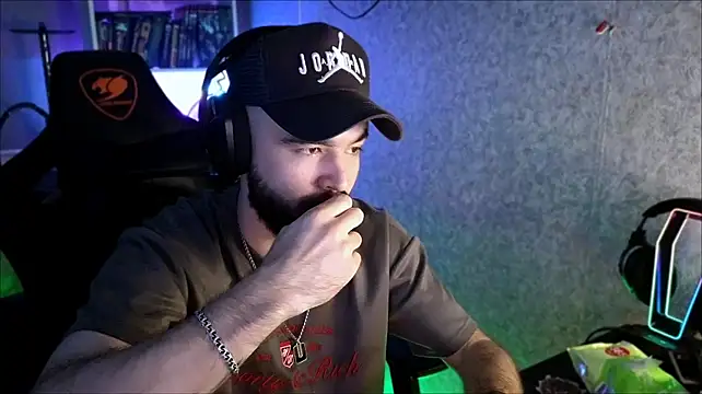_Serious_Man live cam preview