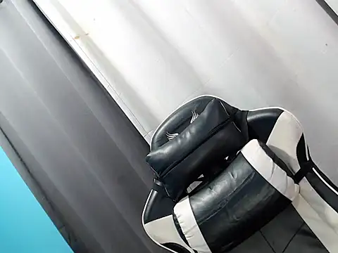Cutie__Angel live cam preview