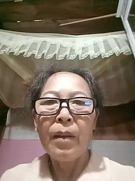 topless-play live cam preview