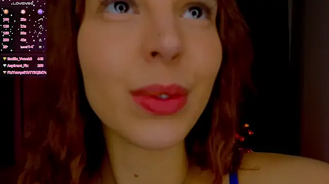 PollyHiller1 live cam preview