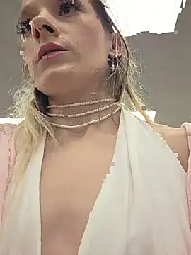 Chloe_StClaire live cam preview
