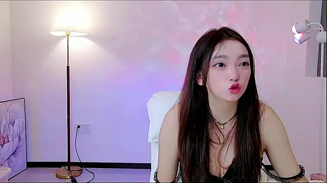 lili-6677