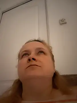 CitratedPaean live cam preview