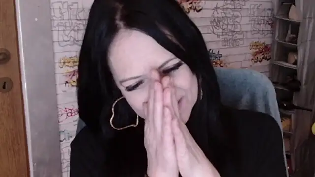 DebraMilf