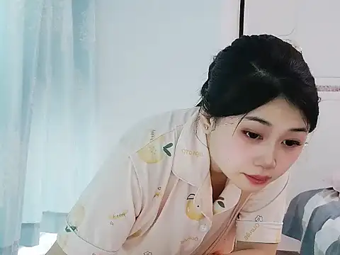 lianyuanyuande live cam on StripChat