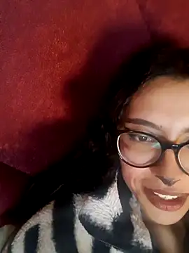 Olivia_Collinns1 live cam on StripChat