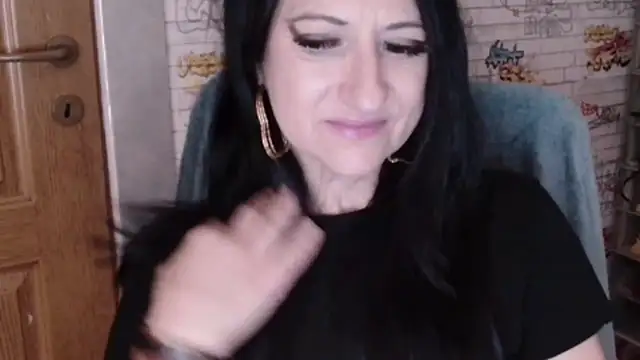 DebraMilf