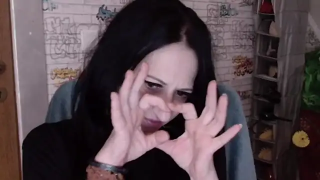 DebraMilf