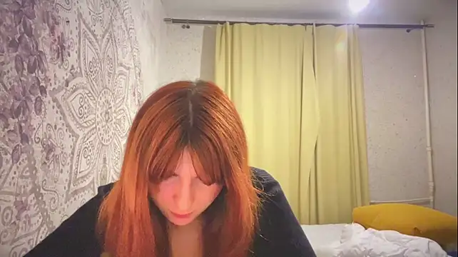 KiraLovexq live cam preview