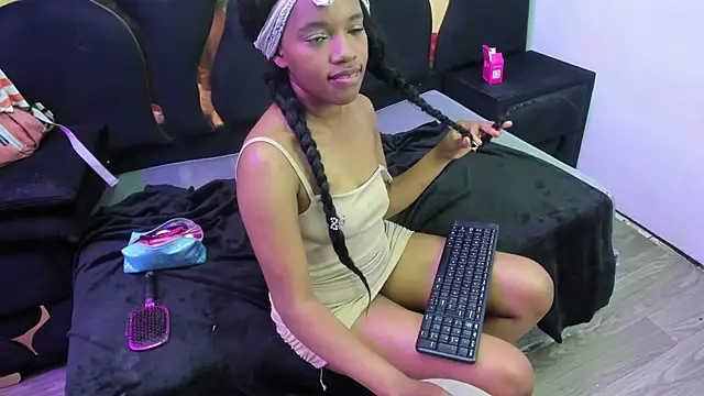 JadeWilliamss live cam preview