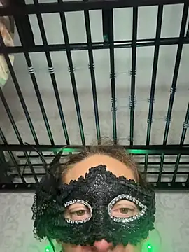 Mystereprive live cam on StripChat