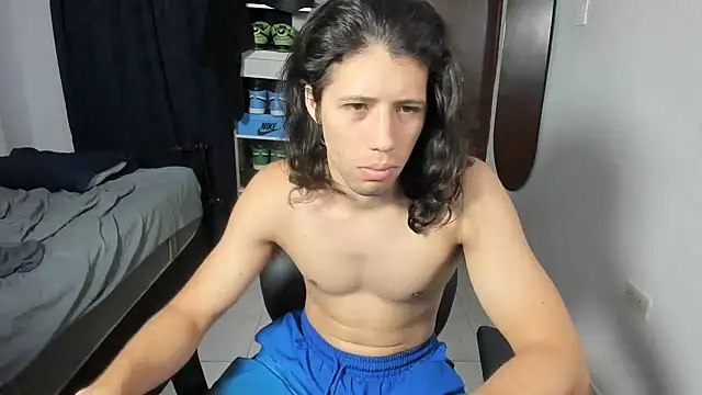 itstonnyX live cam preview