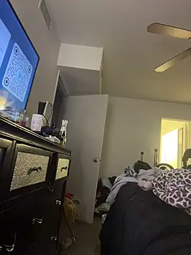 reecieofficial live cam preview