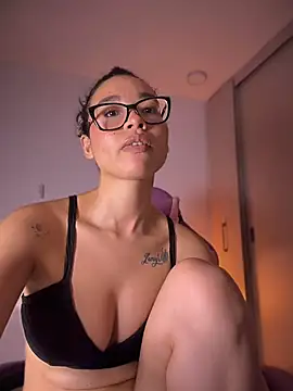 Hips_hannah live cam preview