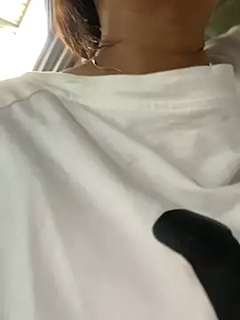 Linaannn live cam preview
