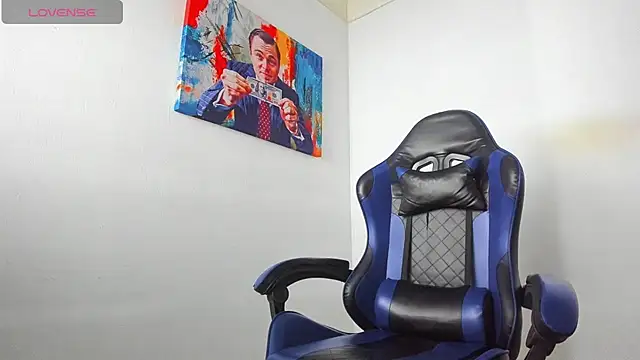 Yiyo10_ live cam preview
