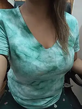 Tanha18 live cam preview