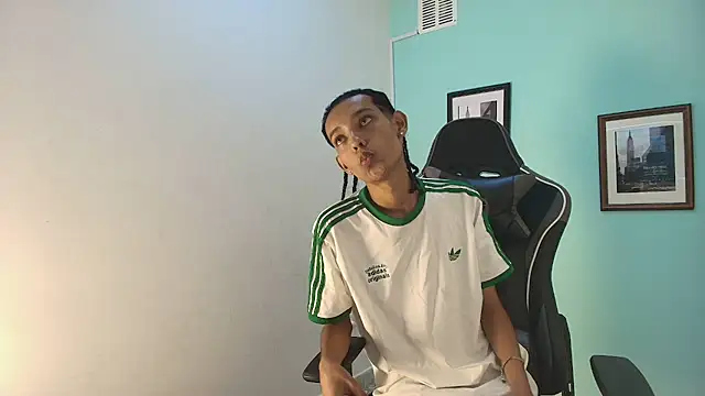 Drake_cum23 live cam preview