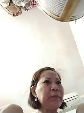 myamya20 (F mature) - Cum