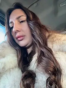 AleksandraRich live cam on StripChat