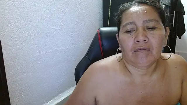 katia_mature live cam on StripChat