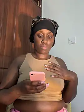 Lola_Davis6
