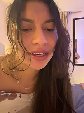 CocoaGigiMuse live cam on StripChat