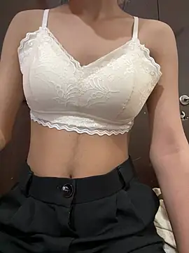 LuxeAura