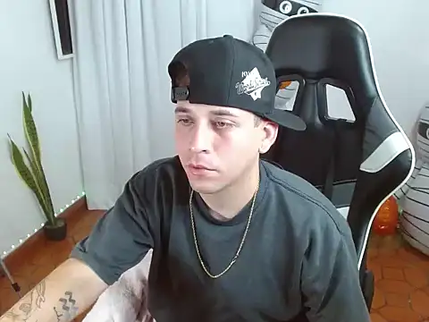 420Liam live cam on StripChat