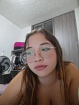 AliciaWhite_nt