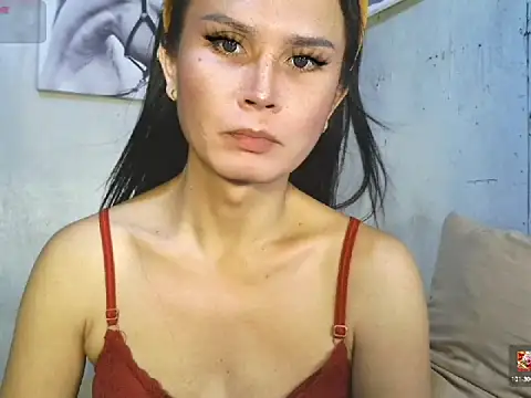 reyna_queen