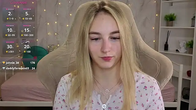 Shy_Polly