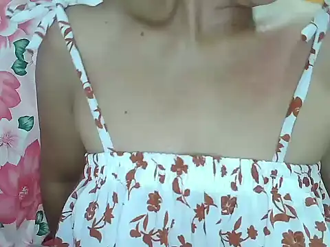 Elara8309