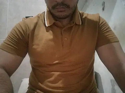 Alcee490 live cam preview