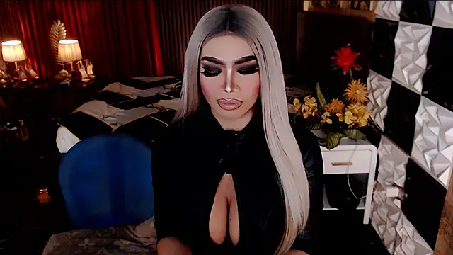 seductive_yhure