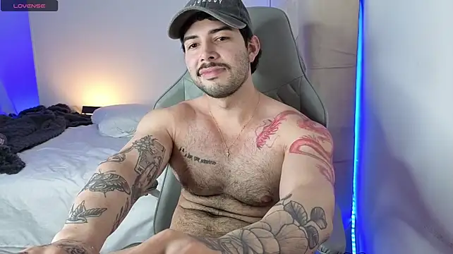zyann__