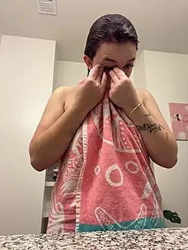 ErikaLuvX live cam preview