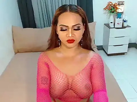 Ara_Cumms