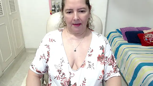 leonela_69
